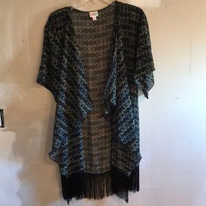 Beautiful Aztec pattern LulaRoe Monroe Kimono